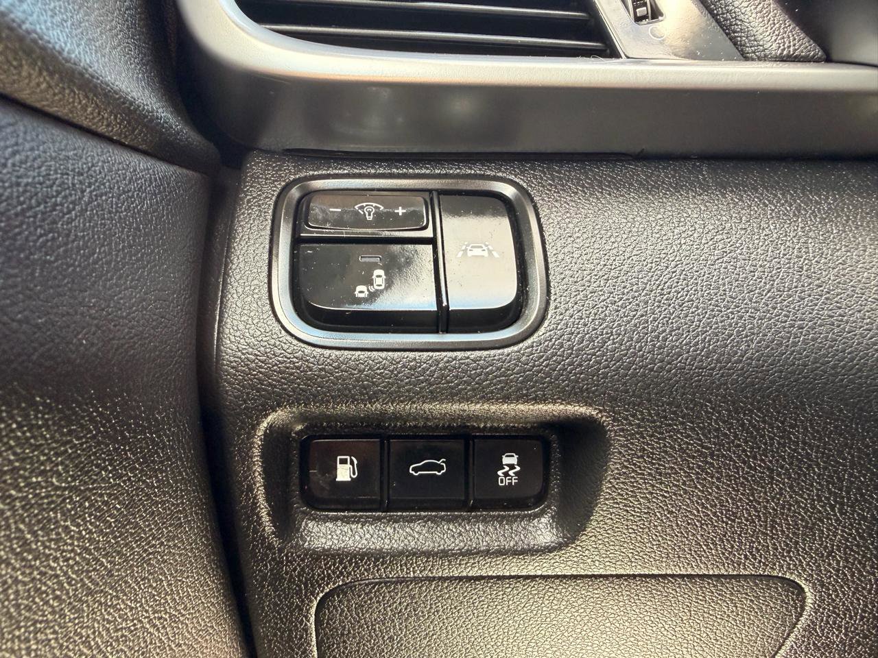 Used 2020 Kia Optima LX FWD image 29