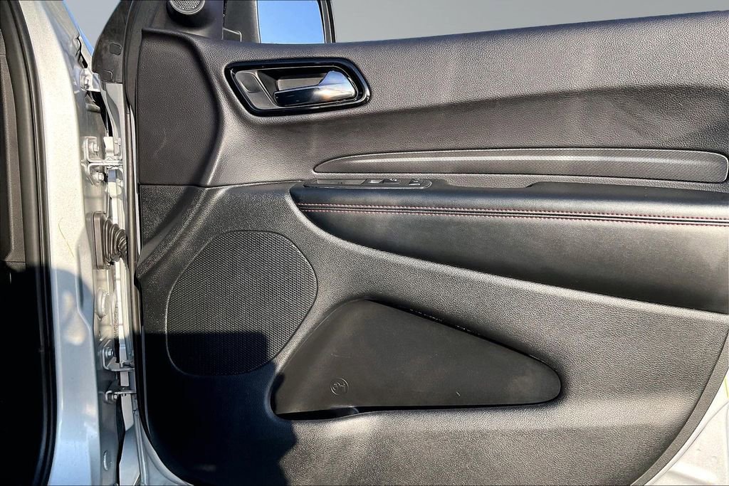 Used 2025 Dodge Durango GT image 23