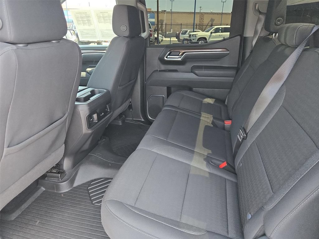 Certified 2026 Chevrolet Silverado 1500 LT Trail Boss w/ LPO, Dark Essentials Package AWD/4WD image 16