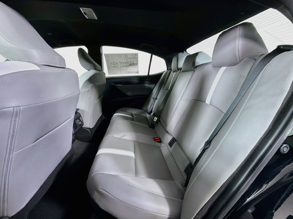 New 2026 Toyota Camry SE w/ Convenience Package FWD image 18