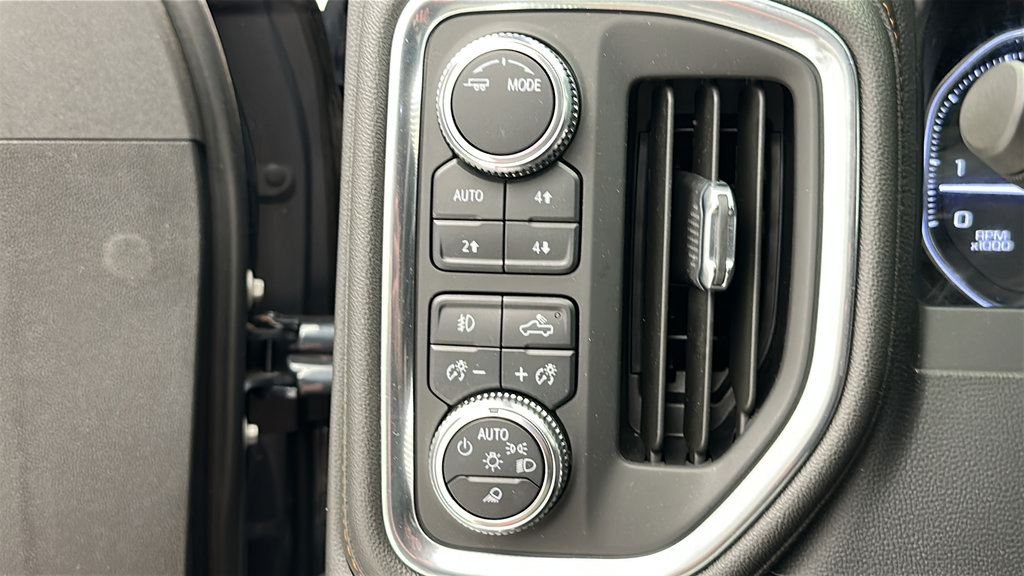 Used 2021 GMC Sierra 1500 AT4 AWD/4WD image 21