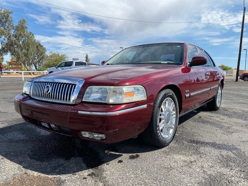 Used 2011 Mercury Grand Marquis LS RWD image 2