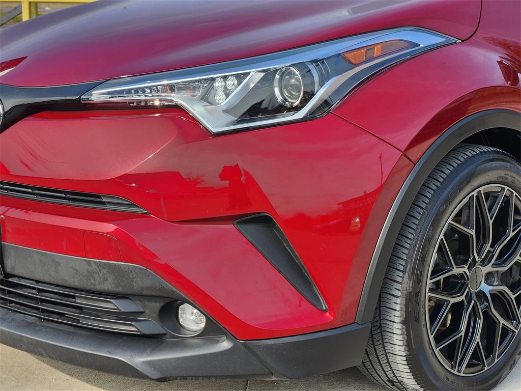 Used 2019 Toyota C-HR Limited image 9