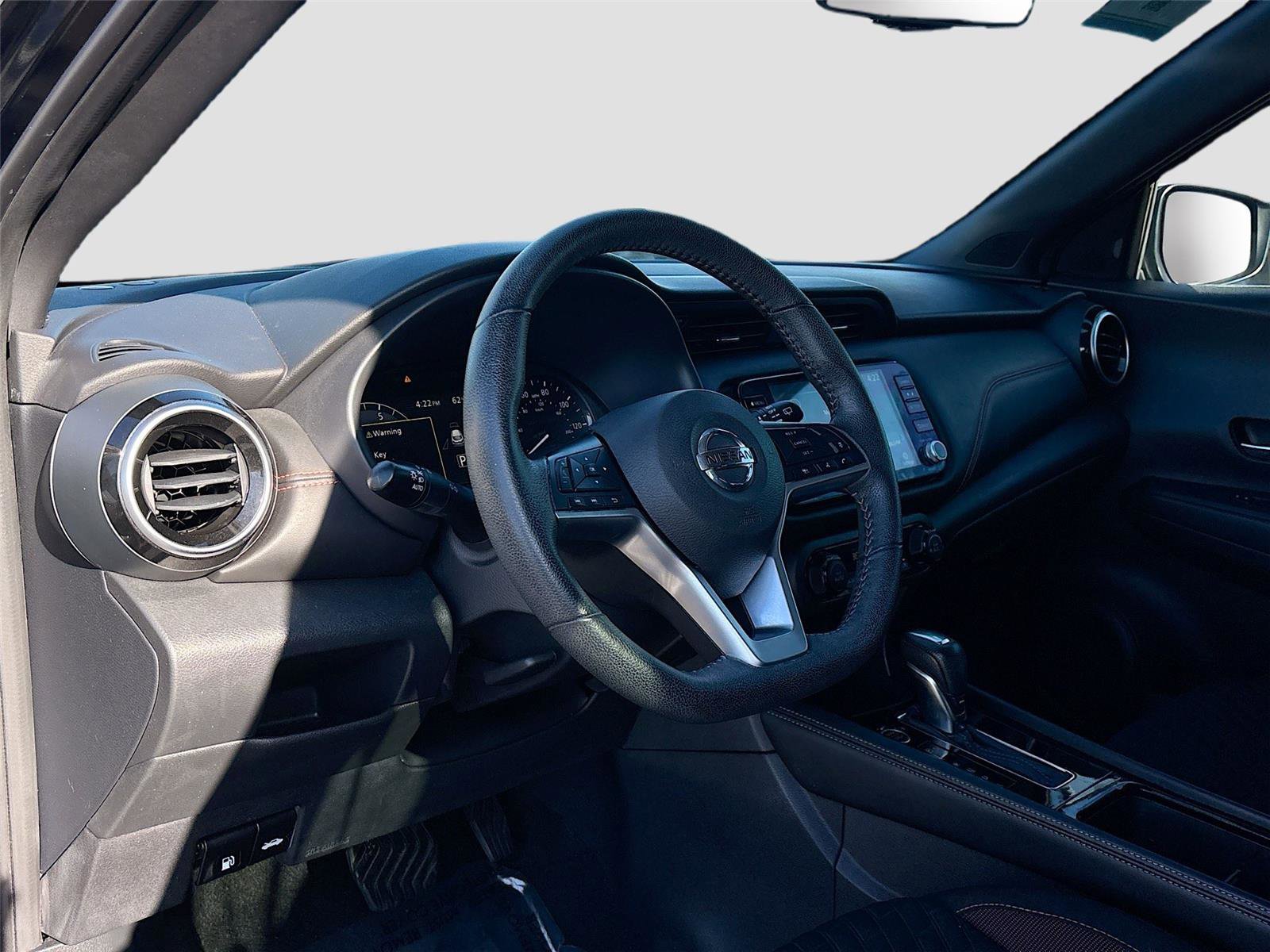 Used 2021 Nissan Kicks SR w/ Interior Electronics Package image 10