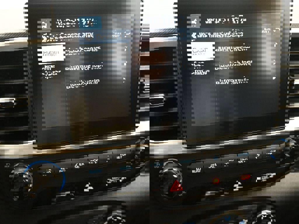 New 2026 Hyundai Venue SE image 18