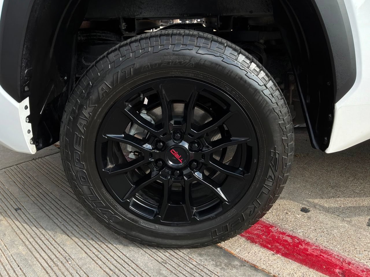 Used 2023 Toyota Tundra SR5 RWD image 9