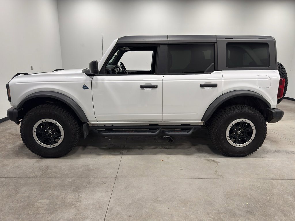 Used 2023 Ford Bronco Black Diamond w/ Sasquatch Package image 5