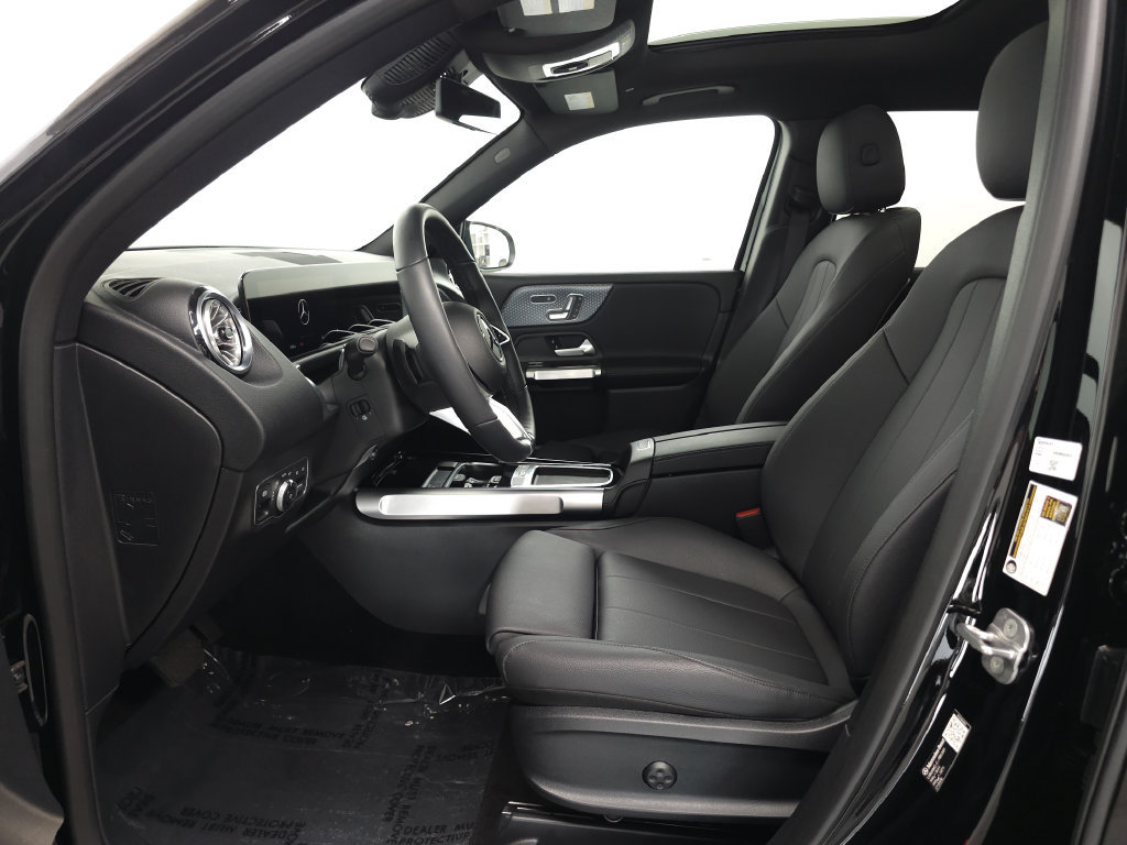 Certified 2026 Mercedes-Benz GLB 250 4MATIC image 7