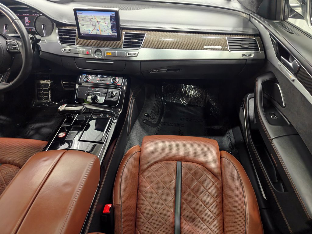 Used 2015 Audi S8 AWD/4WD image 28
