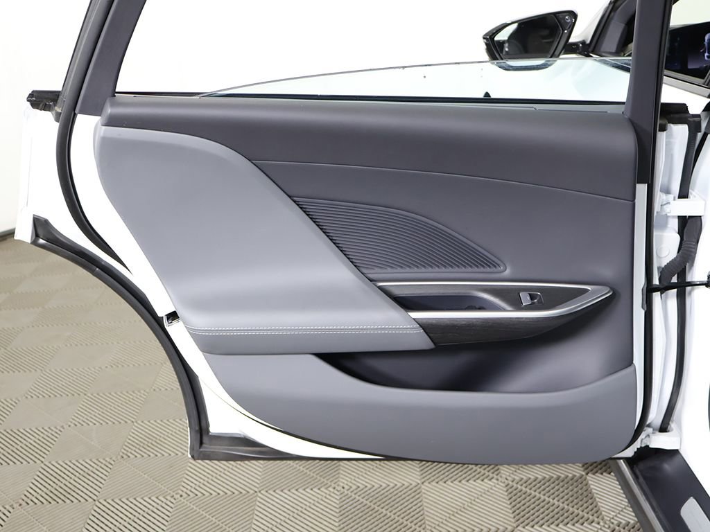 Used 2024 Lucid Air Grand Touring AWD/4WD image 30