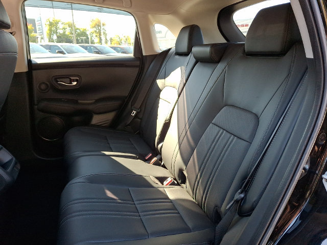 Used 2023 Honda HR-V EX-L image 10