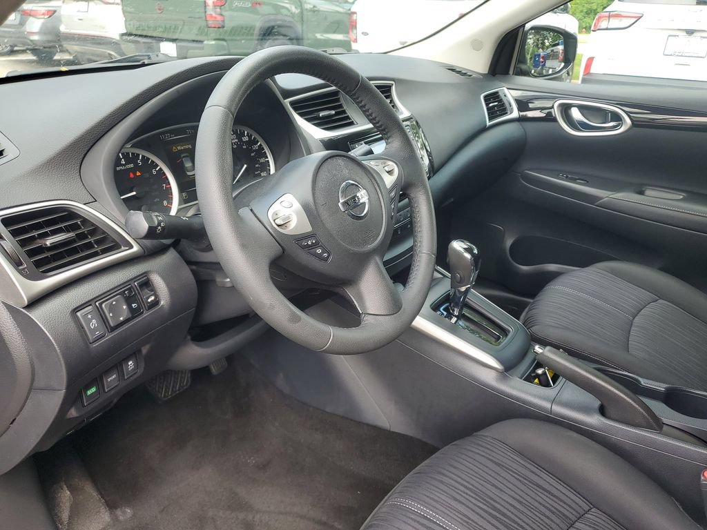 Used 2017 Nissan Sentra SV FWD image 12