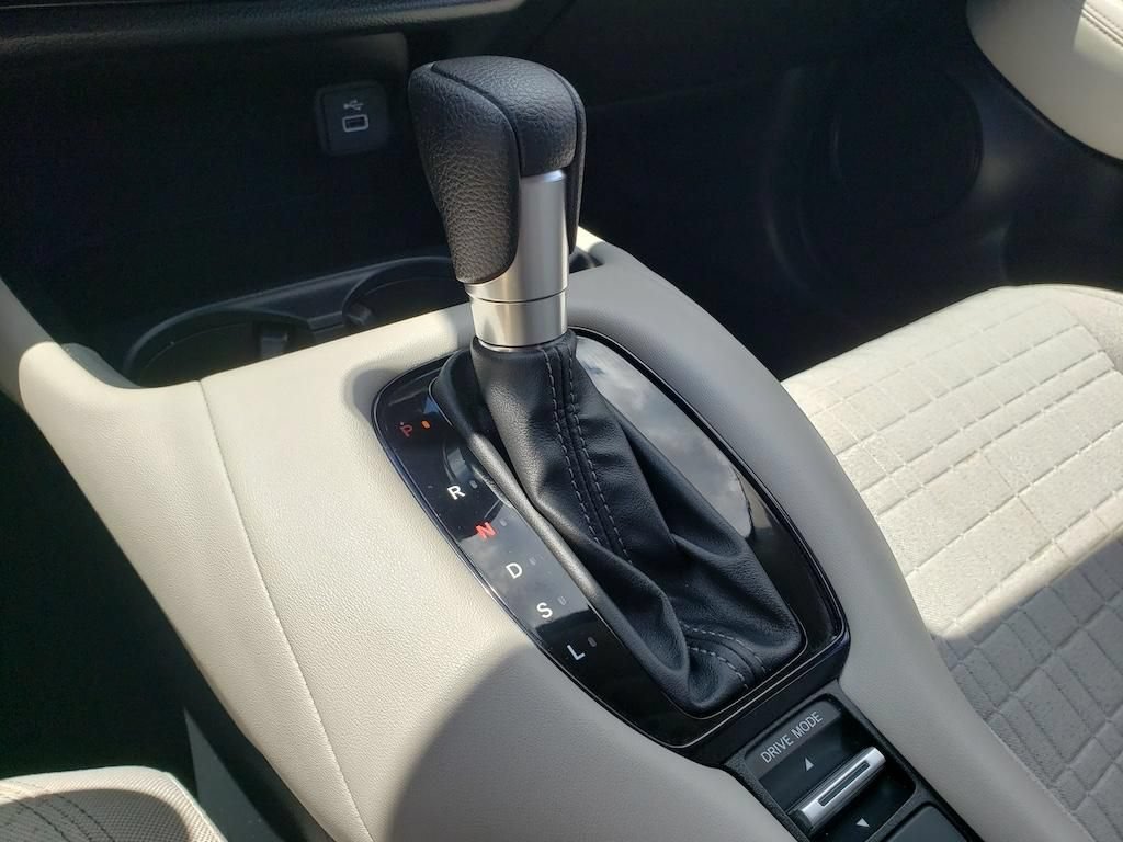 Used 2023 Honda HR-V LX image 25