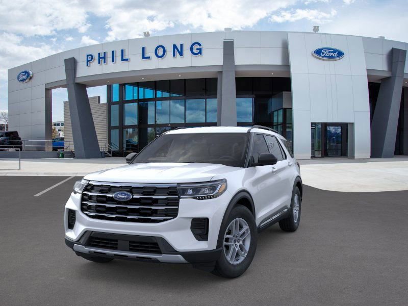 New 2025 Ford Explorer Active image 2