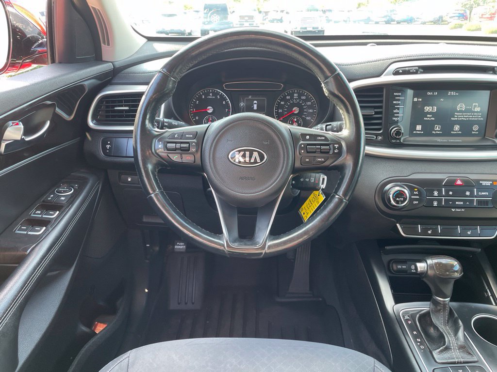 Used 2017 Kia Sorento AWD w/ LX Convenience Package image 12