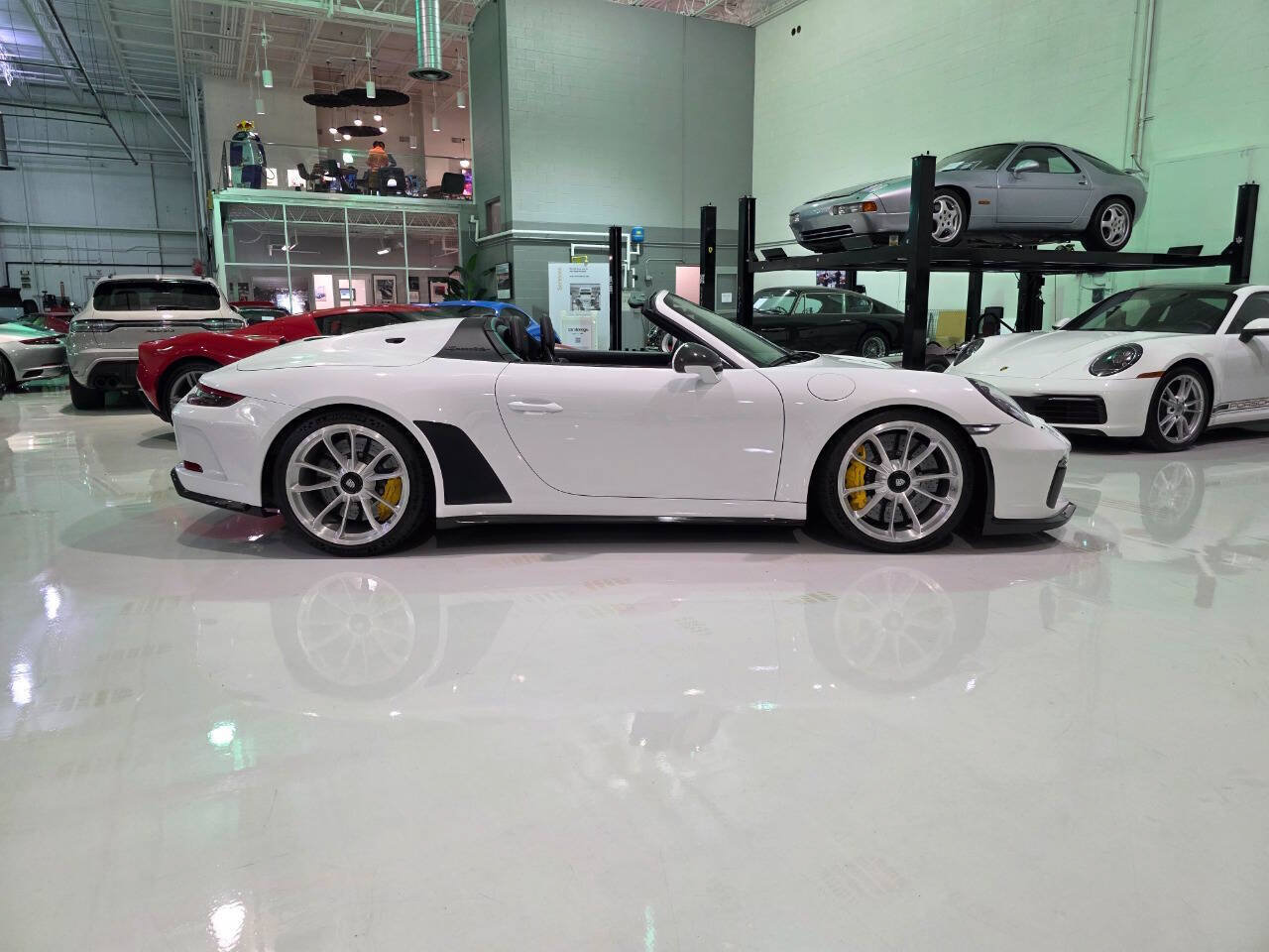 Used 2019 Porsche 911 Speedster RWD image 82