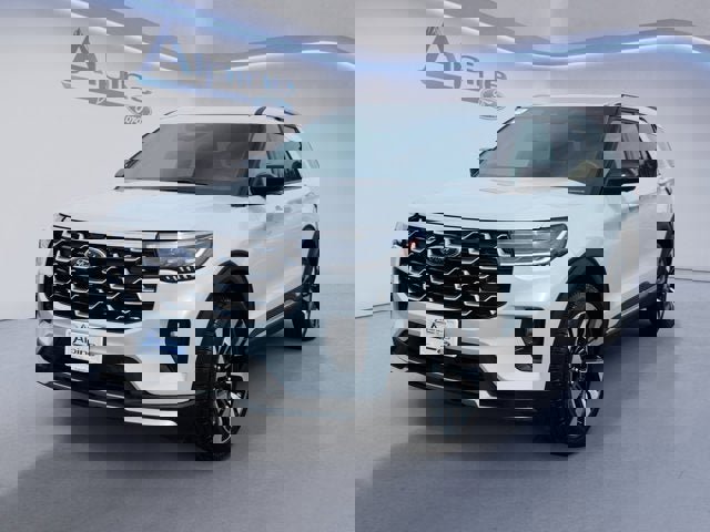 Used 2025 Ford Explorer Platinum w/ LUX Leather Package image 1