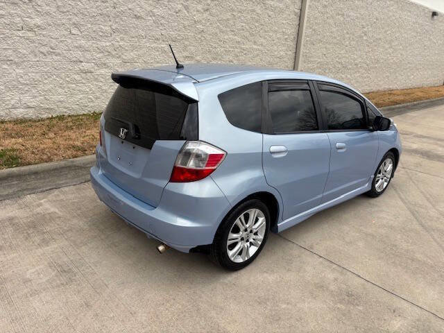 Used 2010 Honda Fit Sport image 3