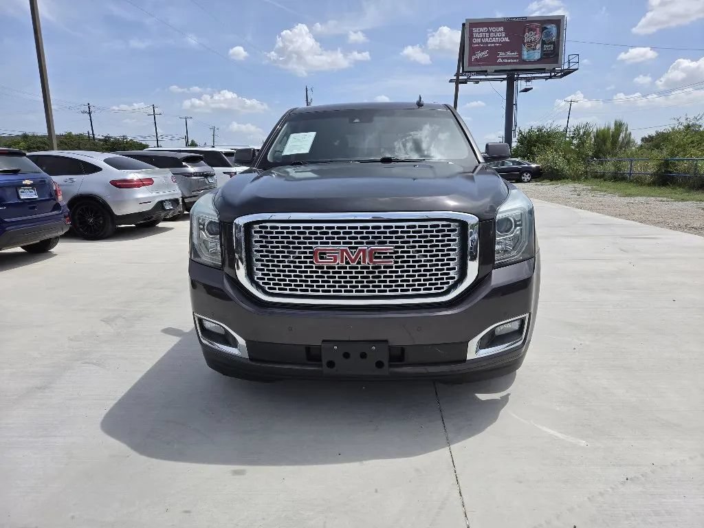 Used 2016 GMC Yukon SLT w/ Open Road Package RWD image 2