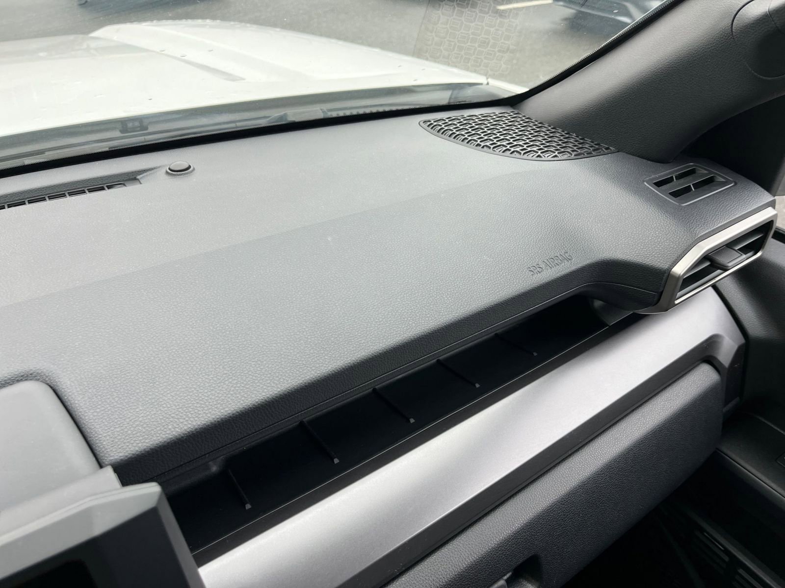 Used 2025 Toyota 4Runner TRD Off-Road image 36