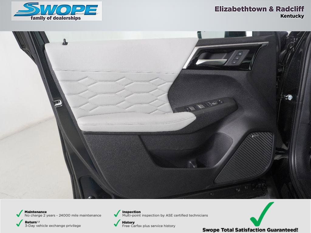 New 2025 Mitsubishi Outlander SEL image 13