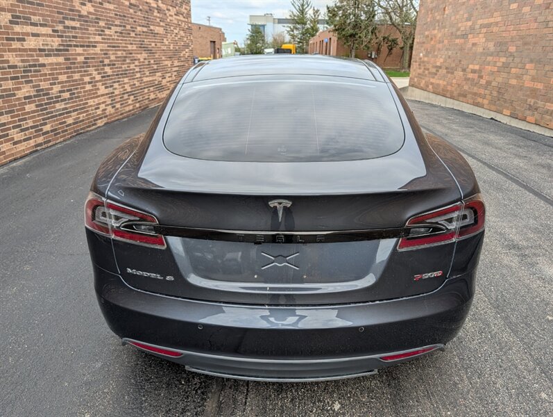 Used 2015 Tesla Model S Performance AWD/4WD image 6