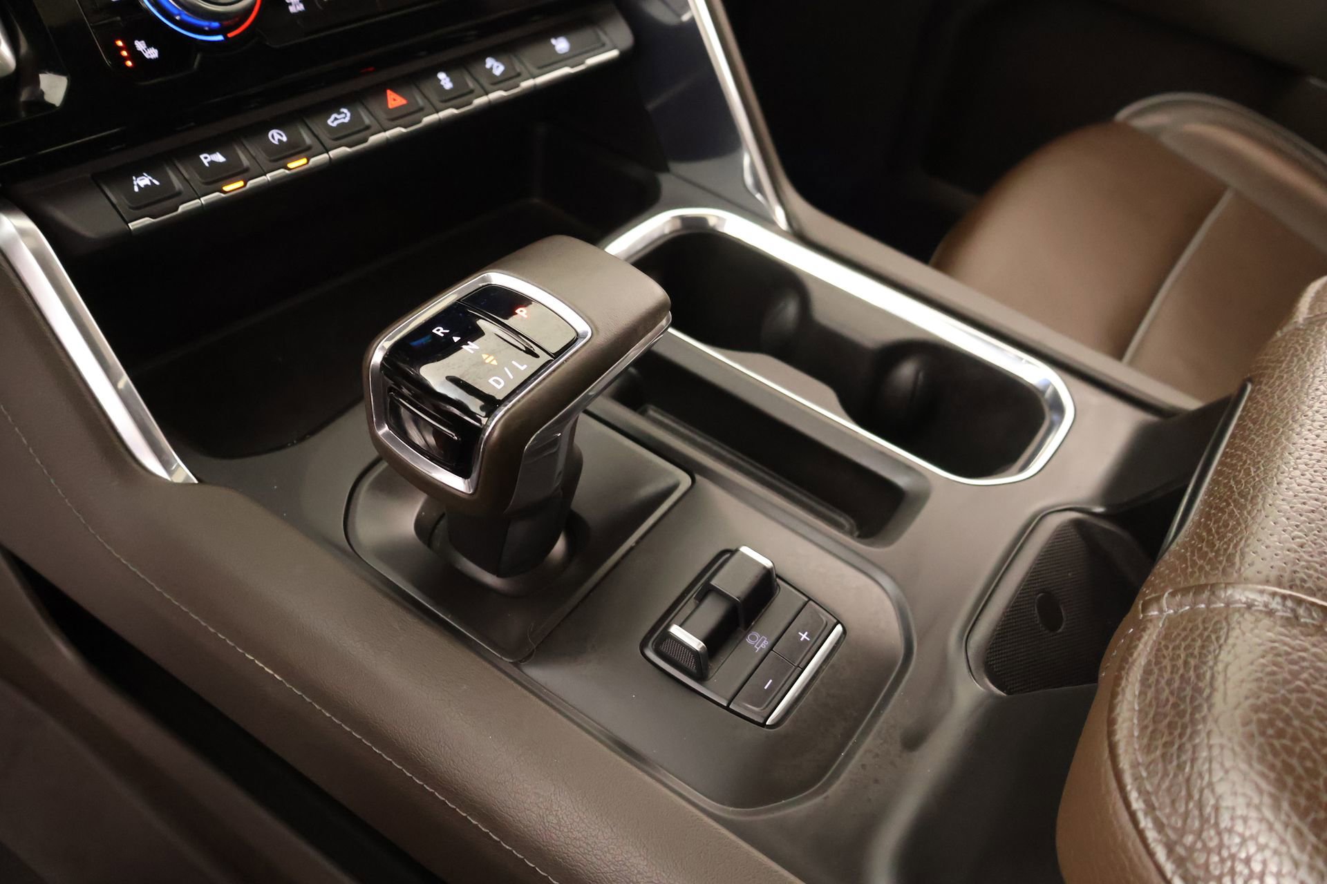 Used 2024 GMC Sierra 1500 Denali w/ Denali Reserve Package image 9