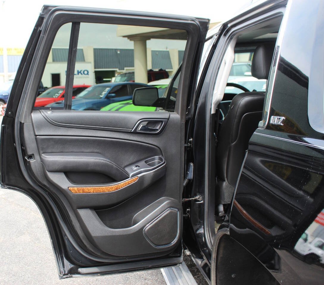 Used 2015 Chevrolet Tahoe LTZ AWD/4WD image 21