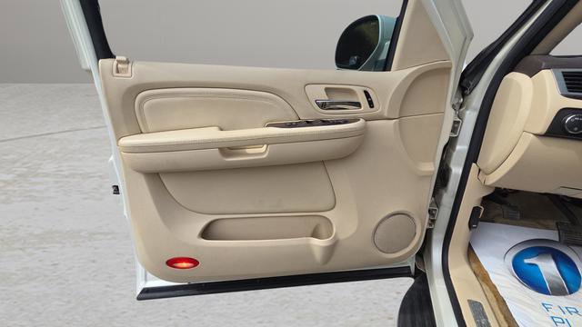 Used 2007 Cadillac Escalade 2WD w/ Climate Package image 27