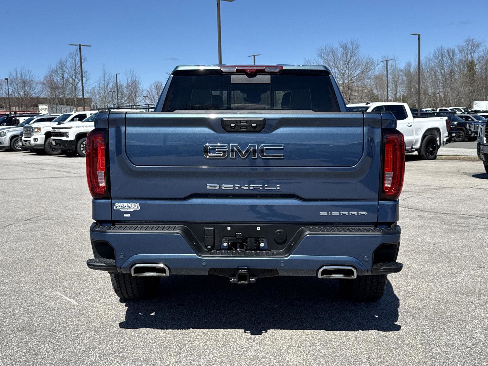 Used 2026 GMC Sierra 1500 Denali Ultimate AWD/4WD image 8