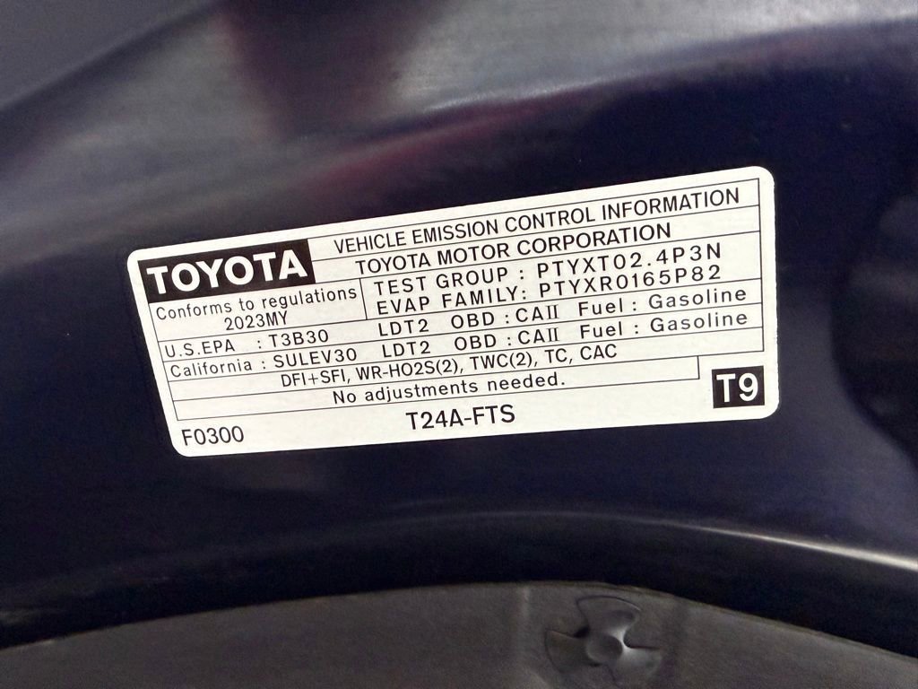 Used 2023 Toyota Highlander XLE image 38