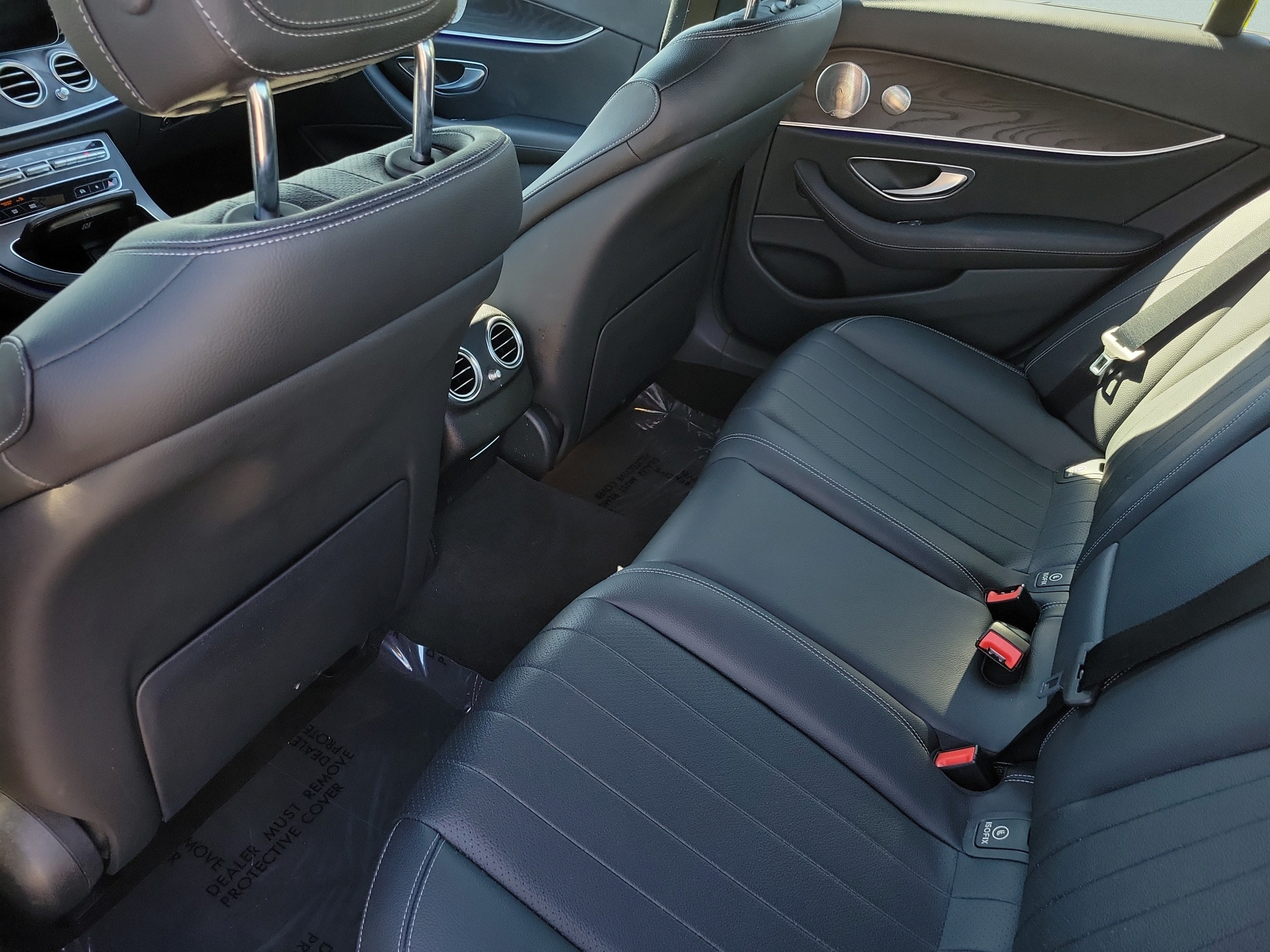 Used 2023 Mercedes-Benz E 350 4MATIC Sedan image 10