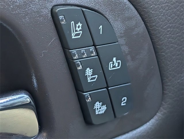 Used 2013 GMC Yukon XL Denali image 22