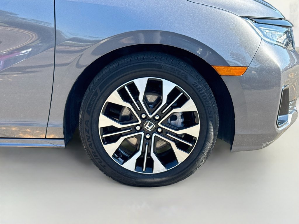 Used 2025 Honda Odyssey Elite image 25