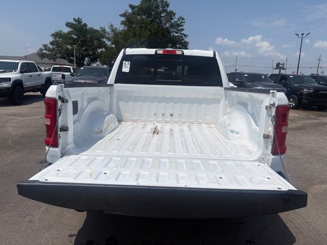 Used 2025 RAM 1500 Laramie AWD/4WD image 7