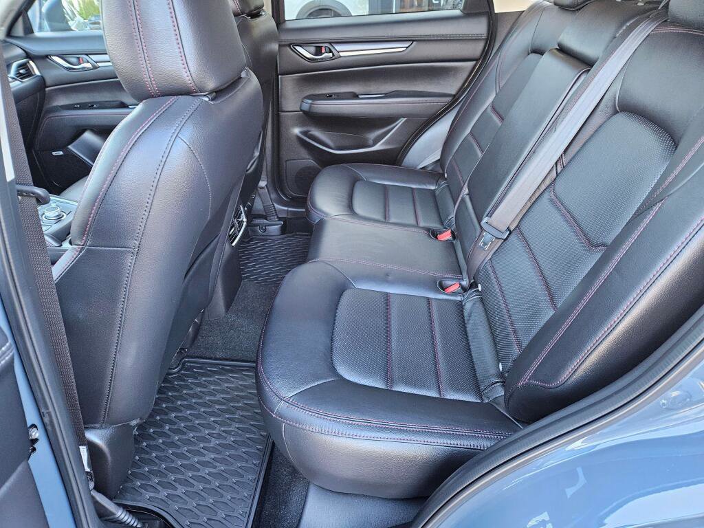 Certified 2021 MAZDA CX-5 Carbon Edition image 15