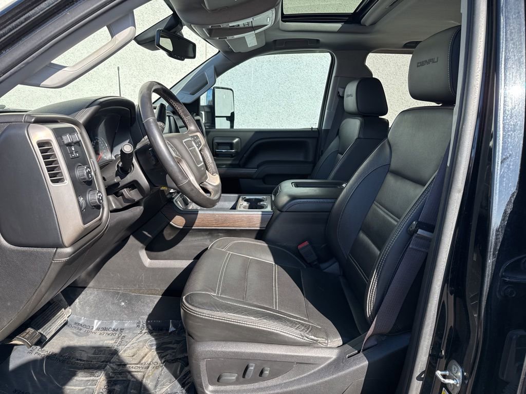 Used 2017 GMC Sierra 2500 Denali AWD/4WD image 11