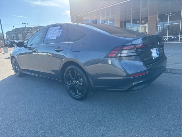 Certified 2025 Honda Accord SE image 2