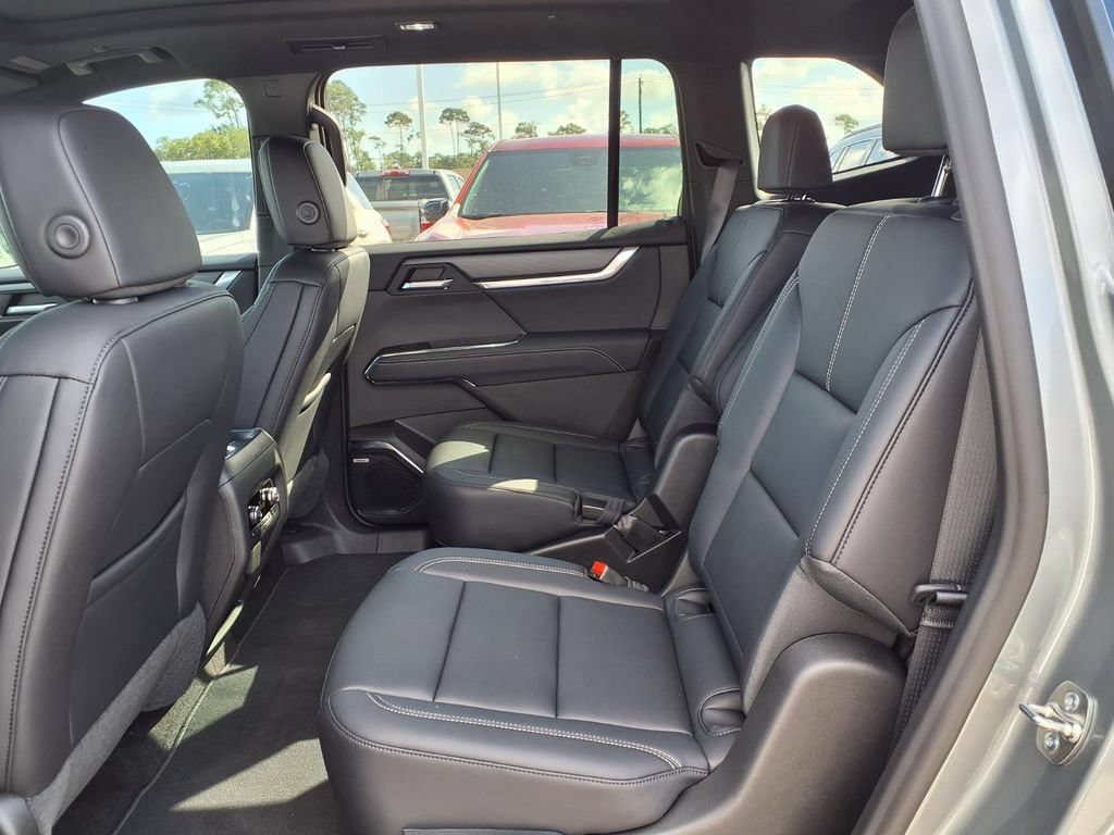 New 2026 GMC Acadia Elevation w/ Elevation Premium Package FWD image 13