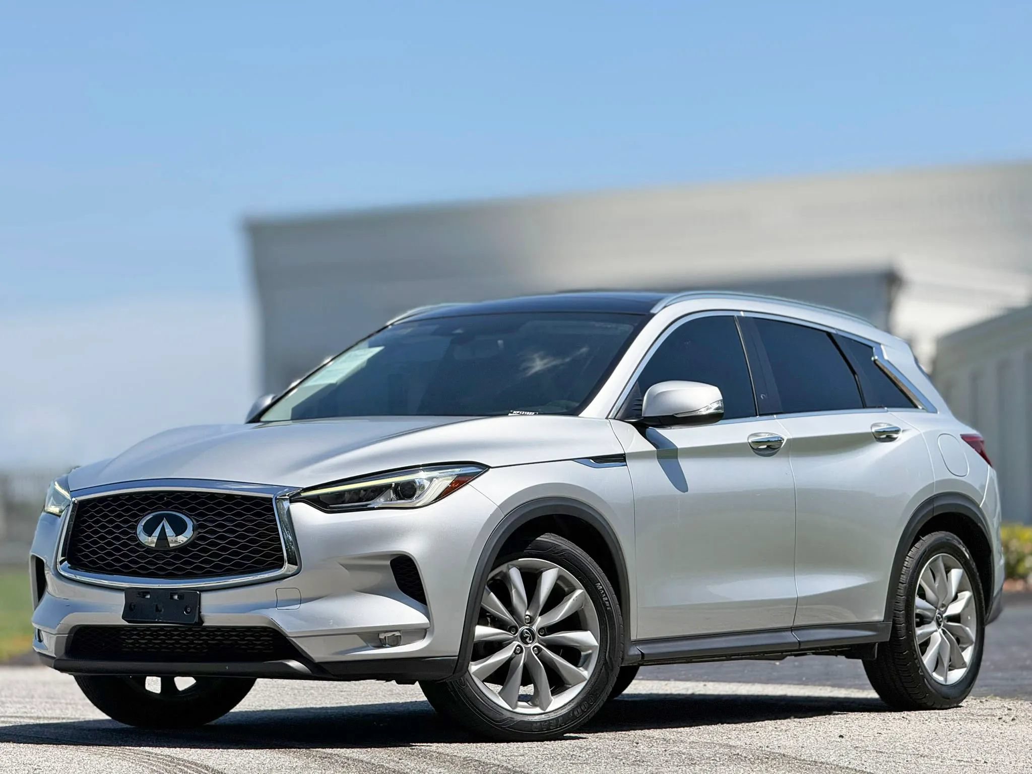 Used 2019 INFINITI QX50 AWD image 1