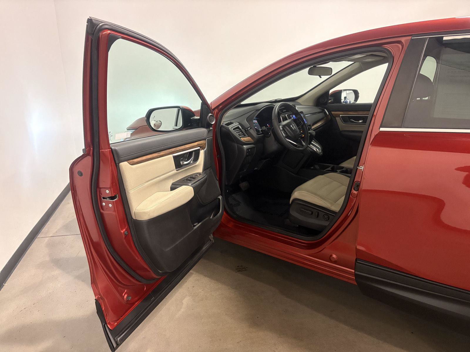 Used 2018 Honda CR-V EX image 13