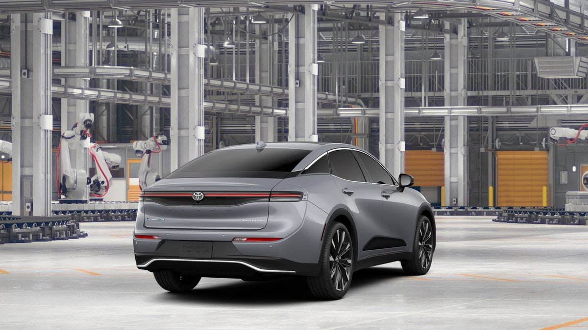 New 2026 Toyota Crown Platinum AWD/4WD image 9