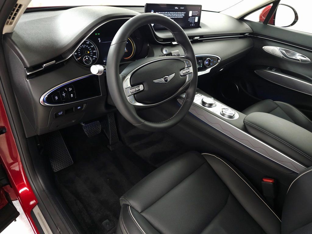 Used 2024 Genesis GV70 2.5T w/ Advanced Package AWD/4WD image 18