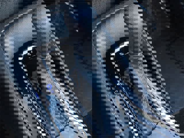 Used 2023 Toyota Corolla LE image 32