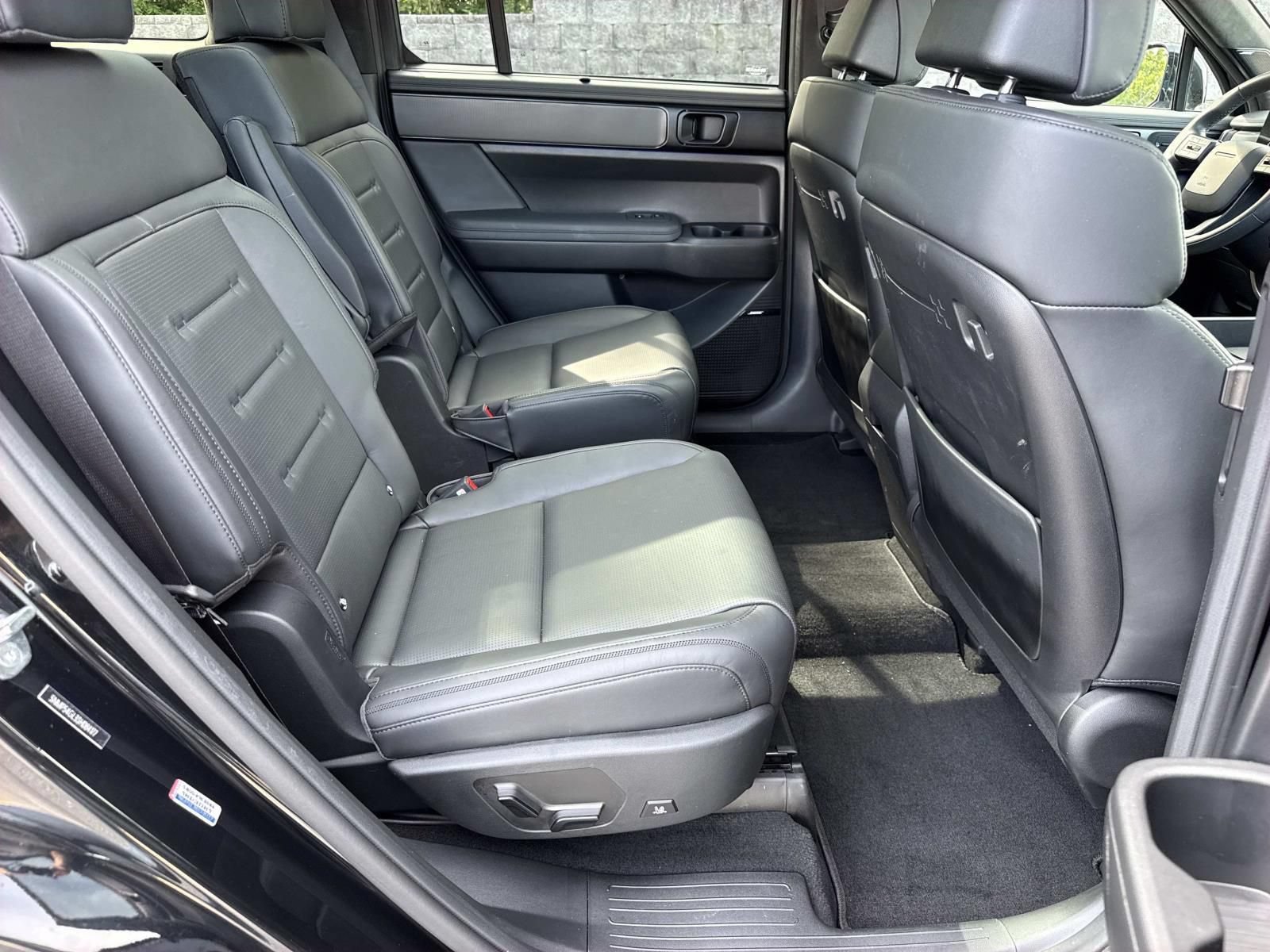 Used 2025 Hyundai Santa Fe Calligraphy FWD image 26