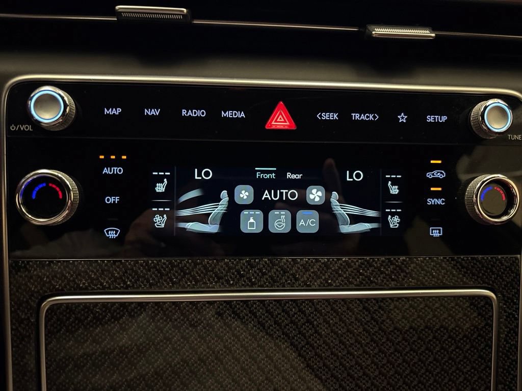 New 2026 Genesis GV80 3.5T e-SC AWD/4WD image 18