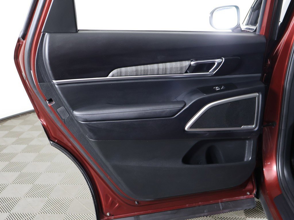 Used 2023 Kia Telluride EX X-Line image 29