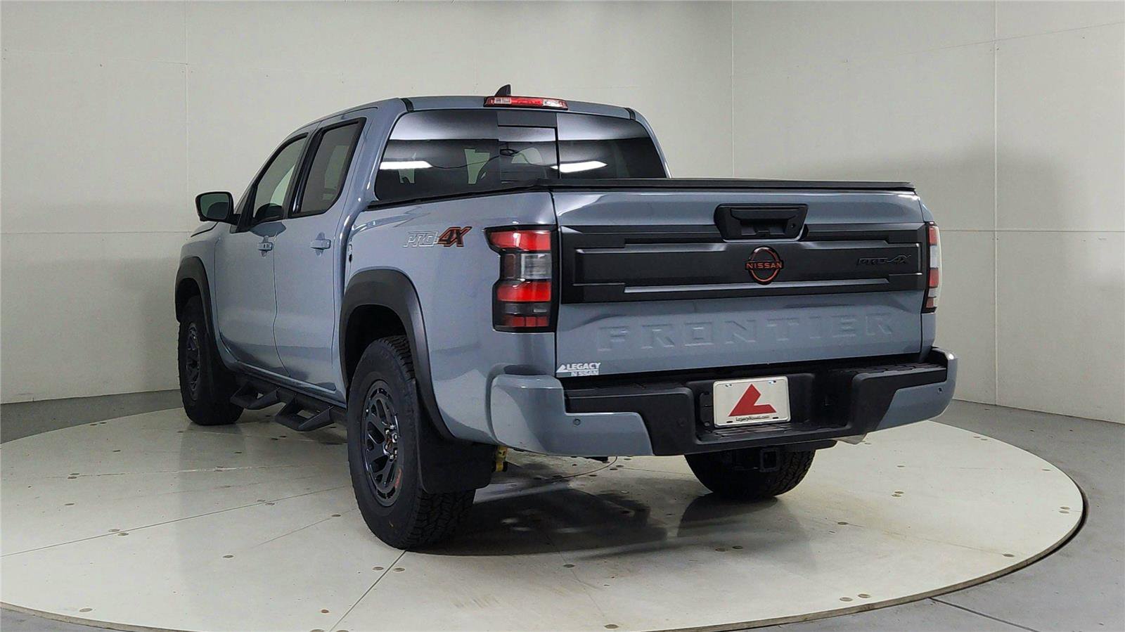 New 2026 Nissan Frontier PRO-4X w/ Pro-4x Convenience Package image 5