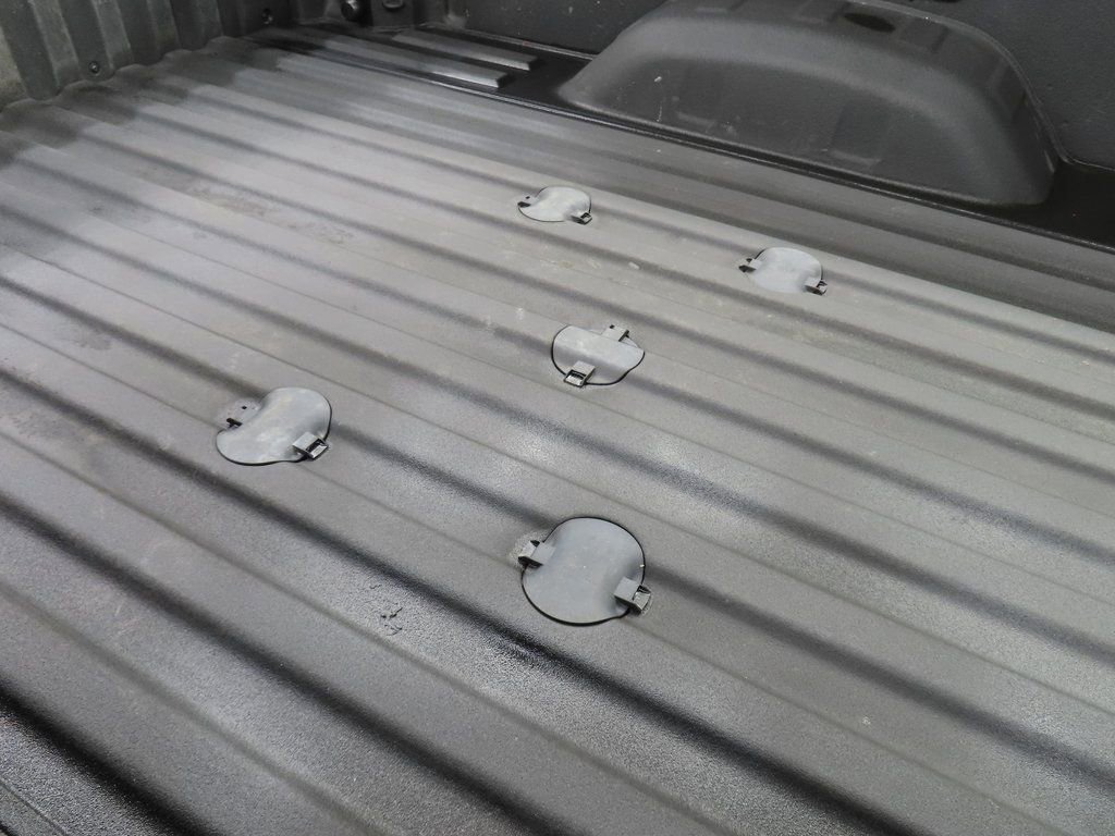 Used 2025 GMC Sierra 2500 SLE image 36