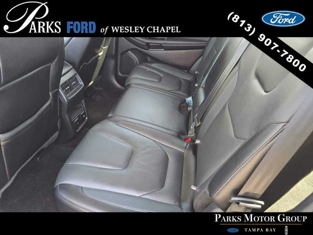 Certified 2018 Ford Edge Titanium w/ Technology Package image 15